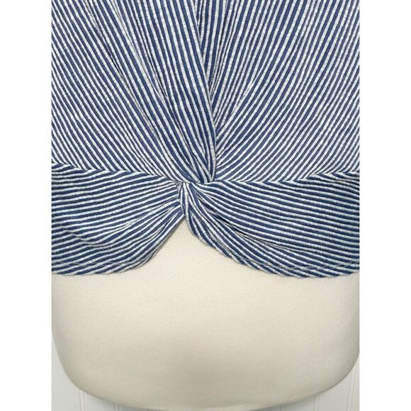 Anthropologie W5 Textured Striped‎ Knotted Front Top Blue White Size Medium - Picture 3 of 9